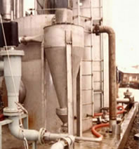 フィッシュミール工場の水洗脱臭装置